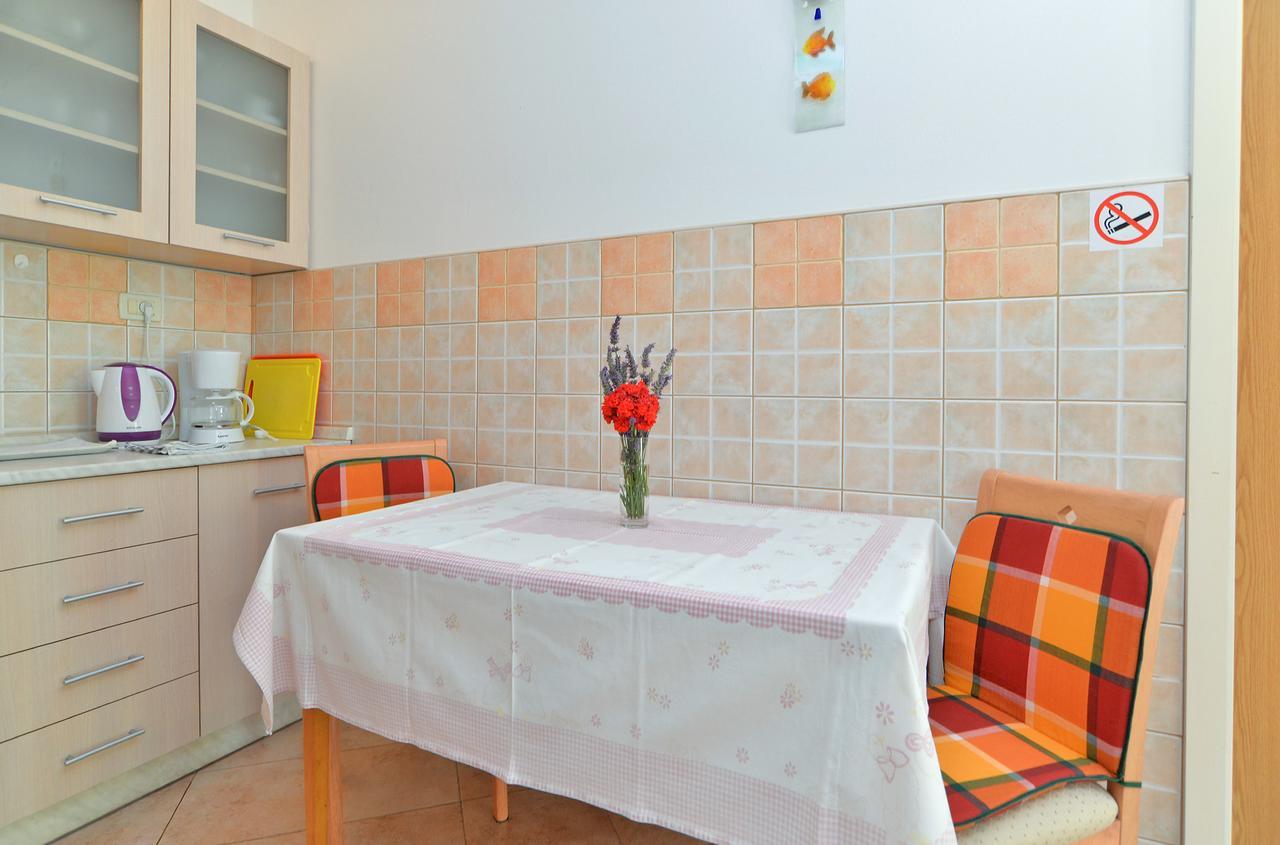 Apartment & Room Tanja 1552 普拉 外观 照片