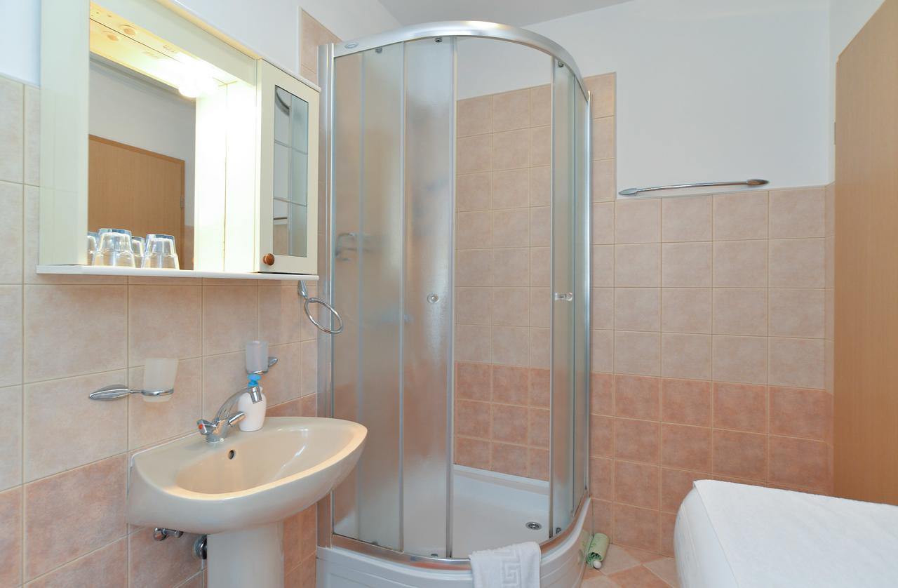 Apartment & Room Tanja 1552 普拉 外观 照片