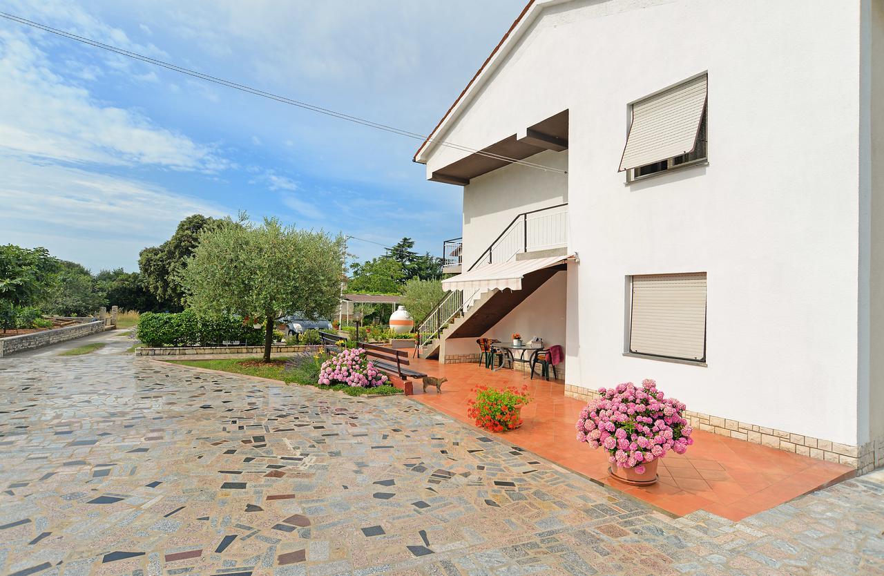 Apartment & Room Tanja 1552 普拉 外观 照片
